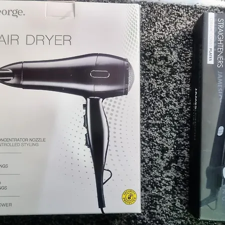 Raa12s For Your Relaxed And Cosy With Free Parking * Leeds (West Yorkshire)