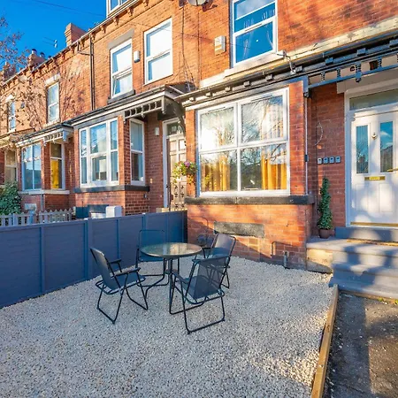 Raa12s For Your Relaxed And Cosy With Free Parking