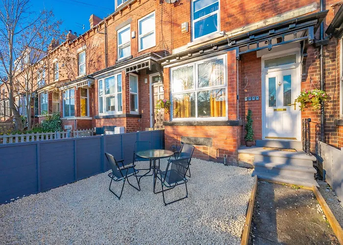 Raa12s For Your Relaxed And Cosy With Free Parking